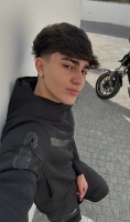 23 cm